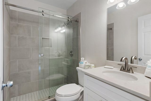 970 Hwy 98, 107, Destin, FL 32541