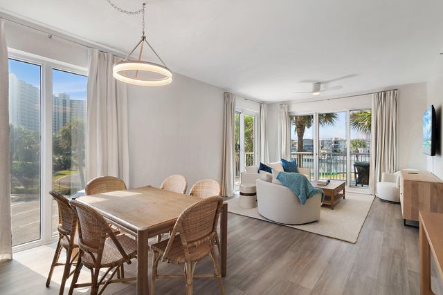 970 Hwy 98, 107, Destin, FL 32541