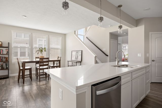 887 Tuxedo Drive, Westfield, IN 46074