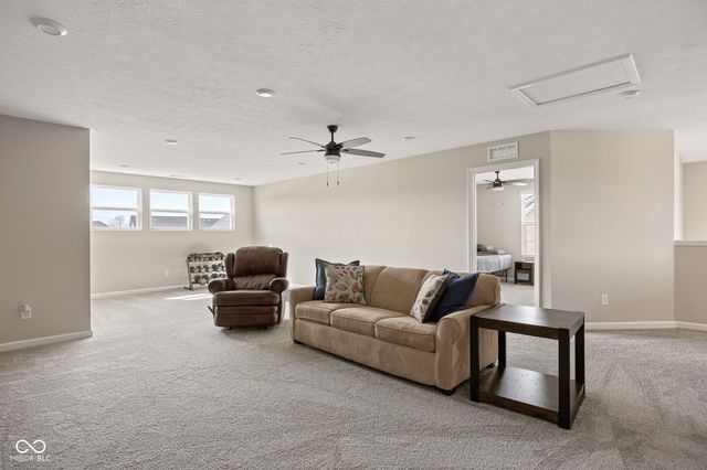 887 Tuxedo Drive, Westfield, IN 46074