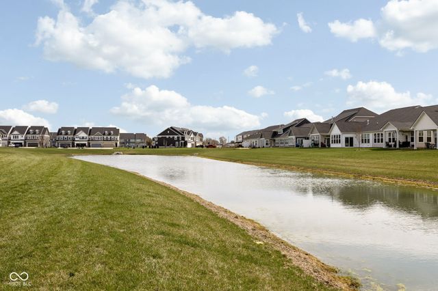 887 Tuxedo Drive, Westfield, IN 46074