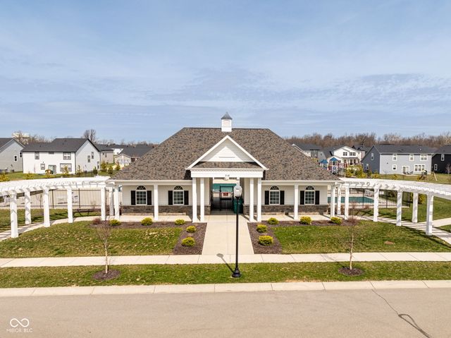 887 Tuxedo Drive, Westfield, IN 46074