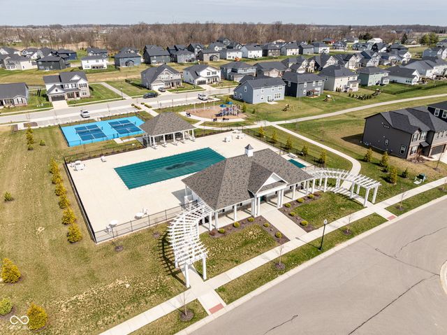 887 Tuxedo Drive, Westfield, IN 46074