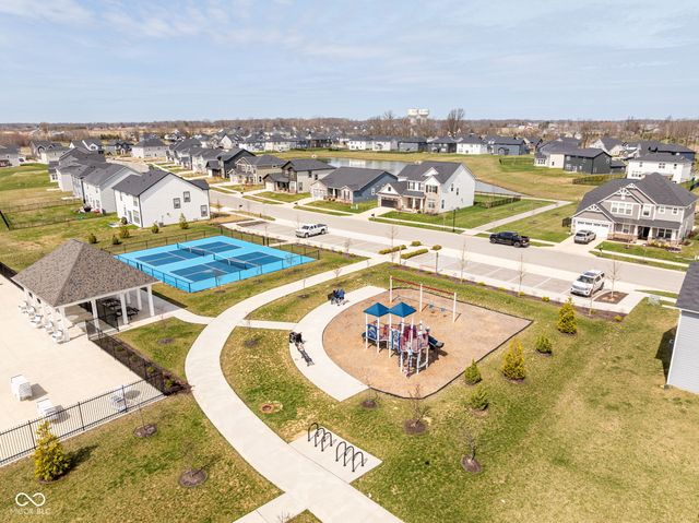 887 Tuxedo Drive, Westfield, IN 46074