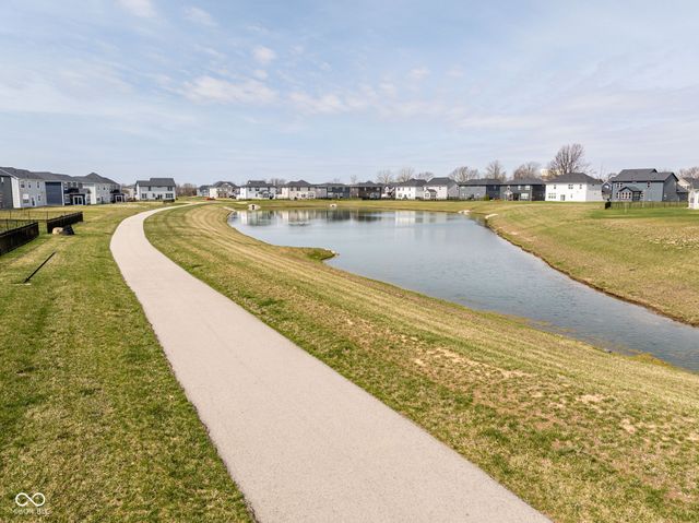 887 Tuxedo Drive, Westfield, IN 46074