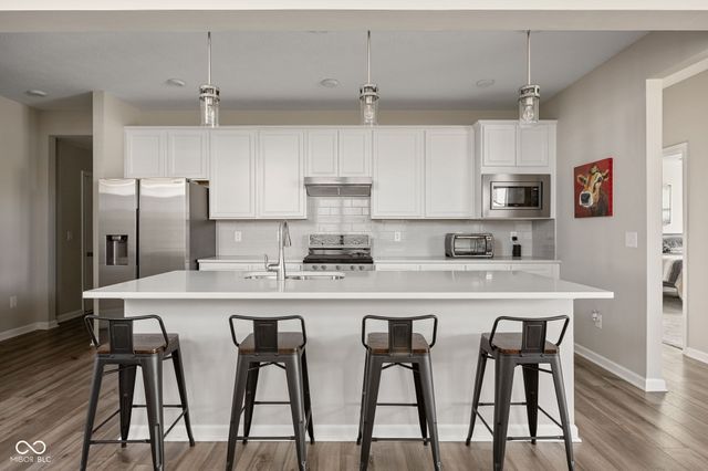 887 Tuxedo Drive, Westfield, IN 46074