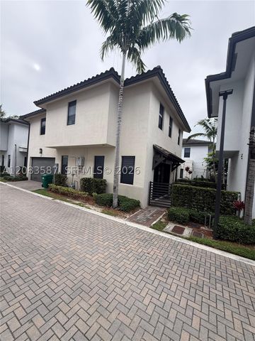 8253 NW 47th Ln 0, Doral, FL 33166