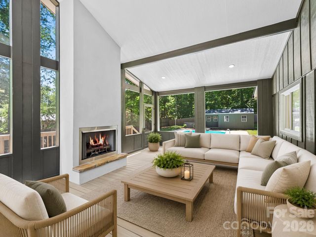 26 Glen Cove Road, Arden, NC 28704