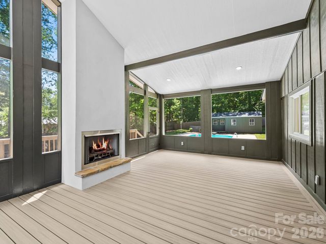 26 Glen Cove Road, Arden, NC 28704