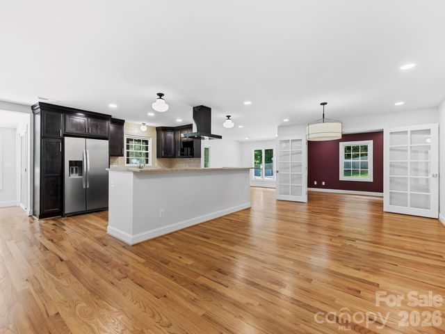 26 Glen Cove Road, Arden, NC 28704