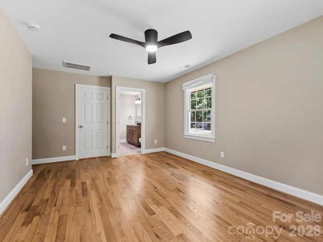 26 Glen Cove Road, Arden, NC 28704