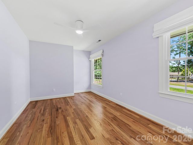 26 Glen Cove Road, Arden, NC 28704