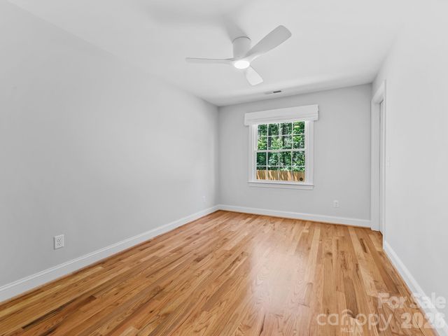 26 Glen Cove Road, Arden, NC 28704
