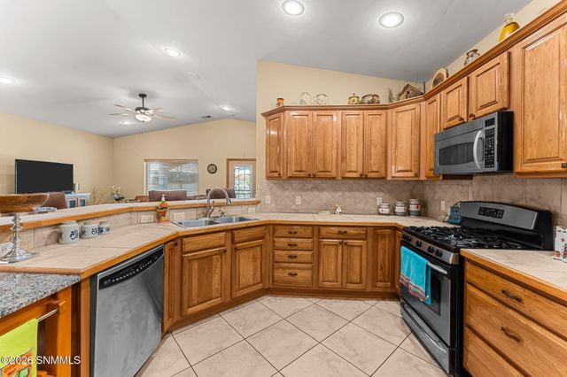 5610 Mira Montes, Las Cruces, NM 88007