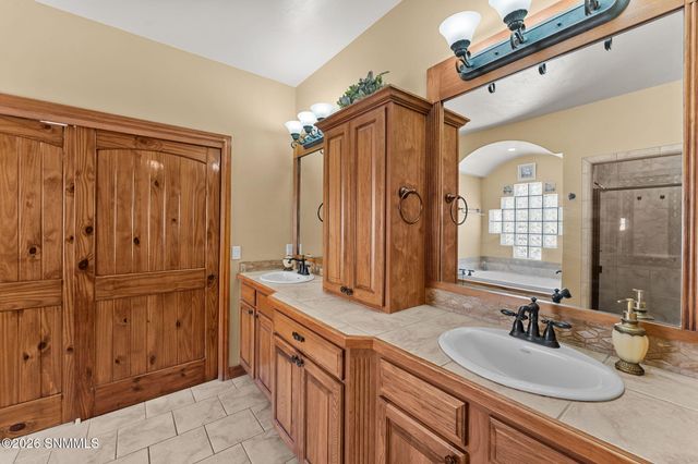 5610 Mira Montes, Las Cruces, NM 88007