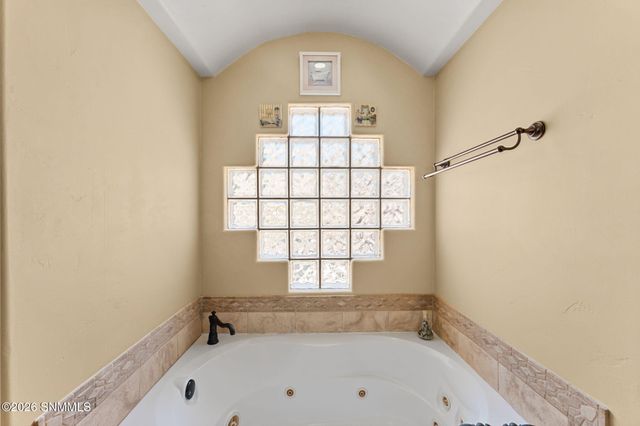 5610 Mira Montes, Las Cruces, NM 88007