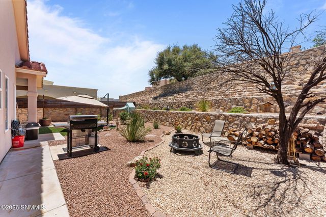 5610 Mira Montes, Las Cruces, NM 88007