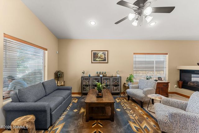 5610 Mira Montes, Las Cruces, NM 88007