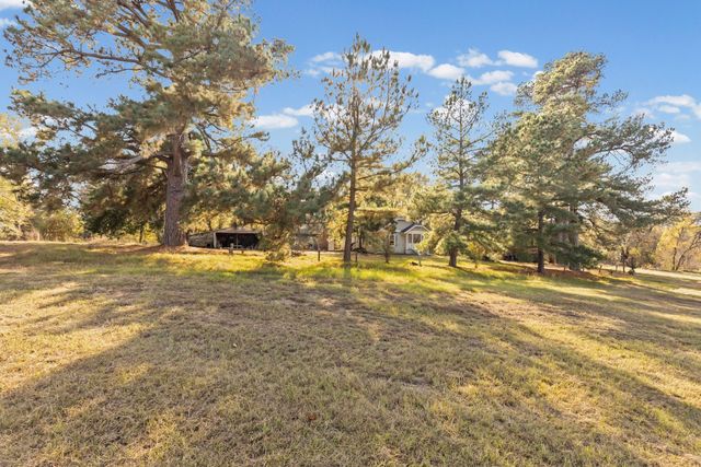 1207 State Highway 24, Campbell, TX 75422