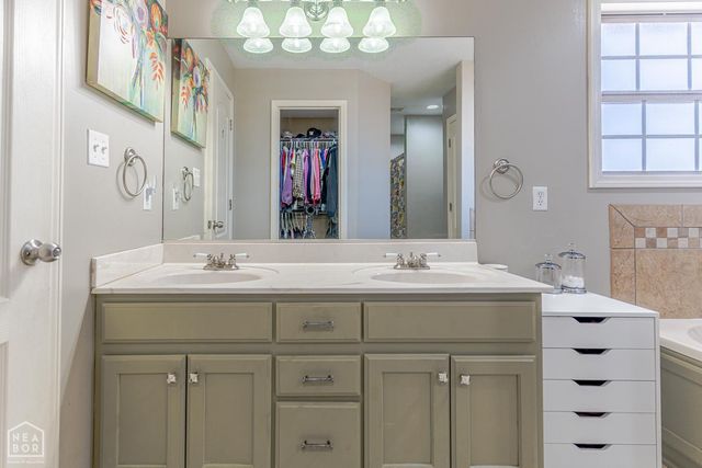 305 Amber Drive, Harrisburg, AR 72432