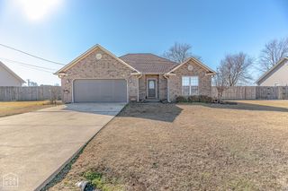 305 Amber Drive, Harrisburg, AR 72432