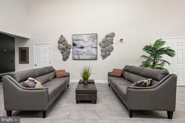 10105 CENTENNIAL STA, Warminster, PA 18974