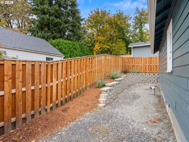 2311 Sw 6th Ave 09, Camas, WA 98607