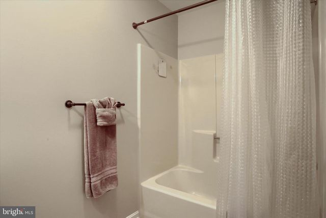 2029-B RALEIGH RD, Hummelstown, PA 17036