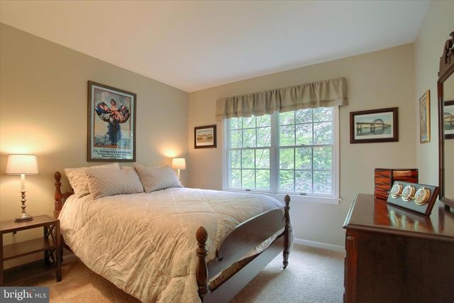 2029-B RALEIGH RD, Hummelstown, PA 17036