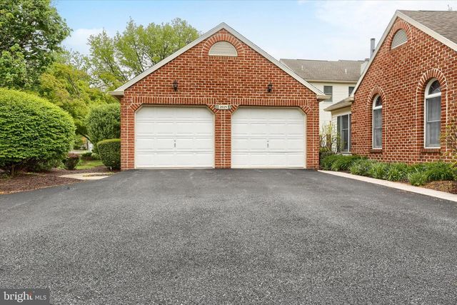 2029-B RALEIGH RD, Hummelstown, PA 17036