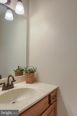 2029-B RALEIGH RD, Hummelstown, PA 17036