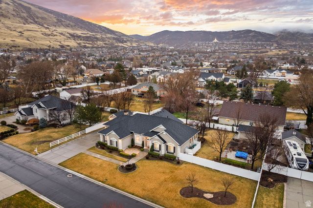 1518 E STANFORD CT, Draper, UT 84020