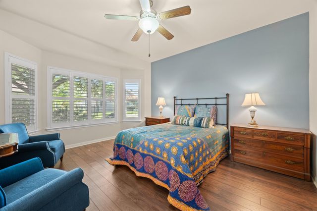 116 Harness LN, Georgetown, TX 78633