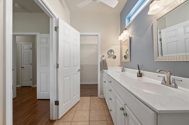 116 Harness LN, Georgetown, TX 78633