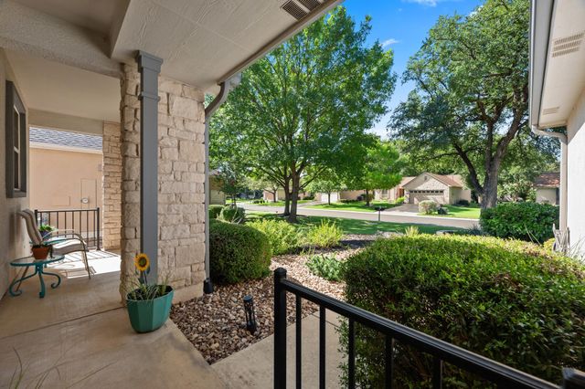 116 Harness LN, Georgetown, TX 78633