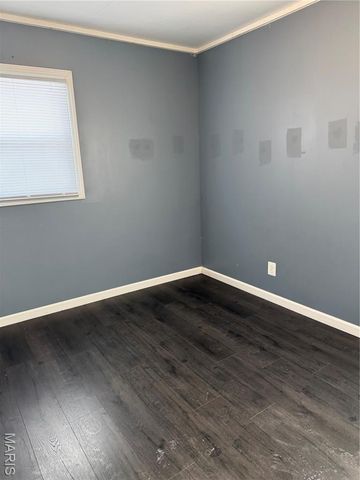 9618 De Porres Lane, St Louis, MO 63114