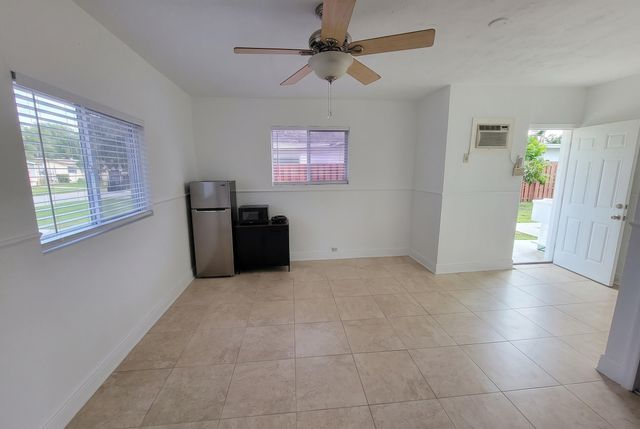 2021 NW 85TH Avenue, Pembroke Pines, FL 33024