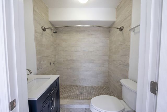 2021 NW 85TH Avenue, Pembroke Pines, FL 33024