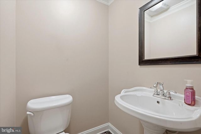 783 RITTERS VALLEY DR, Capon Bridge, WV 26711