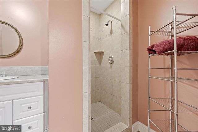 783 RITTERS VALLEY DR, Capon Bridge, WV 26711