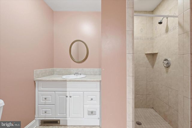 783 RITTERS VALLEY DR, Capon Bridge, WV 26711