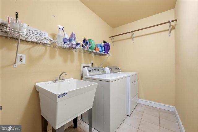 783 RITTERS VALLEY DR, Capon Bridge, WV 26711