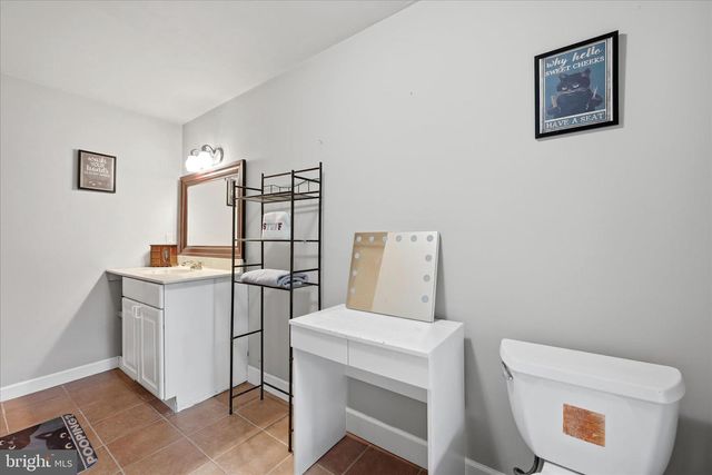 783 RITTERS VALLEY DR, Capon Bridge, WV 26711