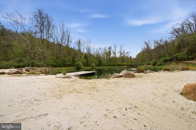 783 RITTERS VALLEY DR, Capon Bridge, WV 26711