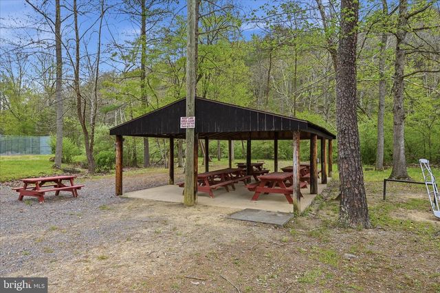 783 RITTERS VALLEY DR, Capon Bridge, WV 26711