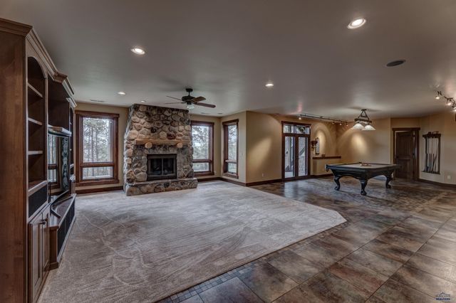 5730 WILDWOOD DR, Rapid City, SD 57702