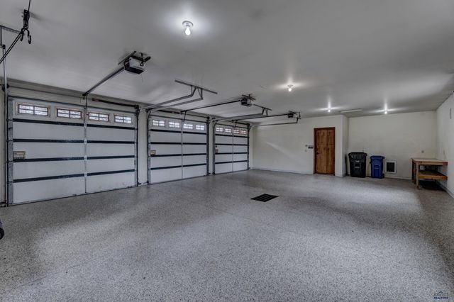 5730 WILDWOOD DR, Rapid City, SD 57702