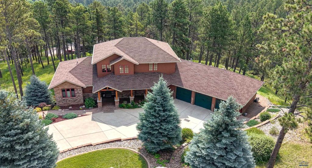 5730 WILDWOOD DR, Rapid City, SD 57702