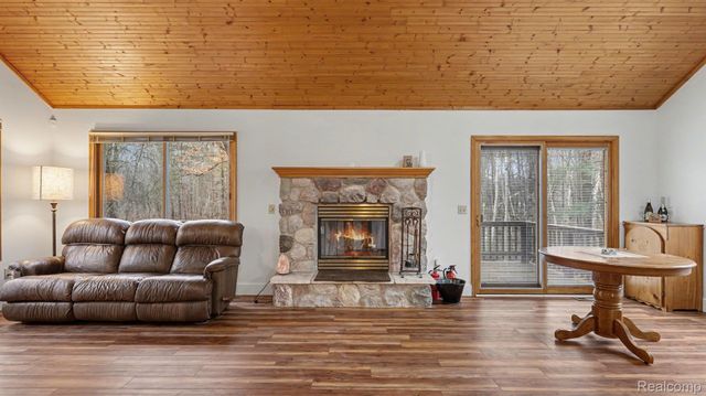 301 W Fike Road, Edenville Township, MI 48657