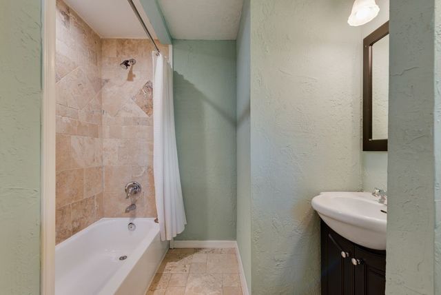 3662 Weeburn Drive, Dallas, TX 75229